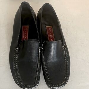 Cole Haan Womens Black Leather Loafer Academia Preppy Size 7 Flats Stitching